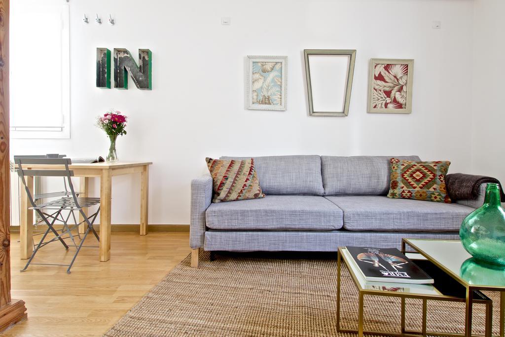 Habitat Apartments Latina Madrid Phòng bức ảnh