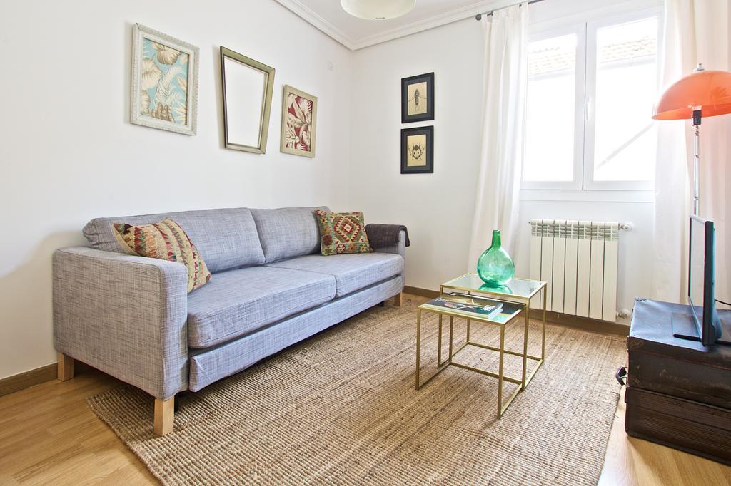 Habitat Apartments Latina Madrid Phòng bức ảnh