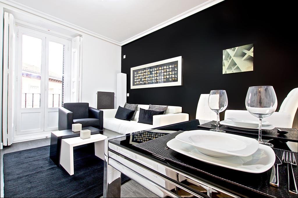 Habitat Apartments Latina Madrid Phòng bức ảnh