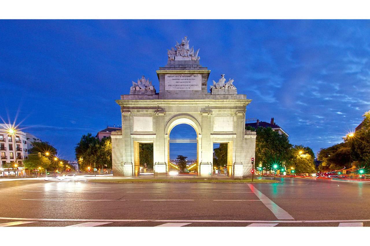 Habitat Apartments Latina Madrid Ngoại thất bức ảnh